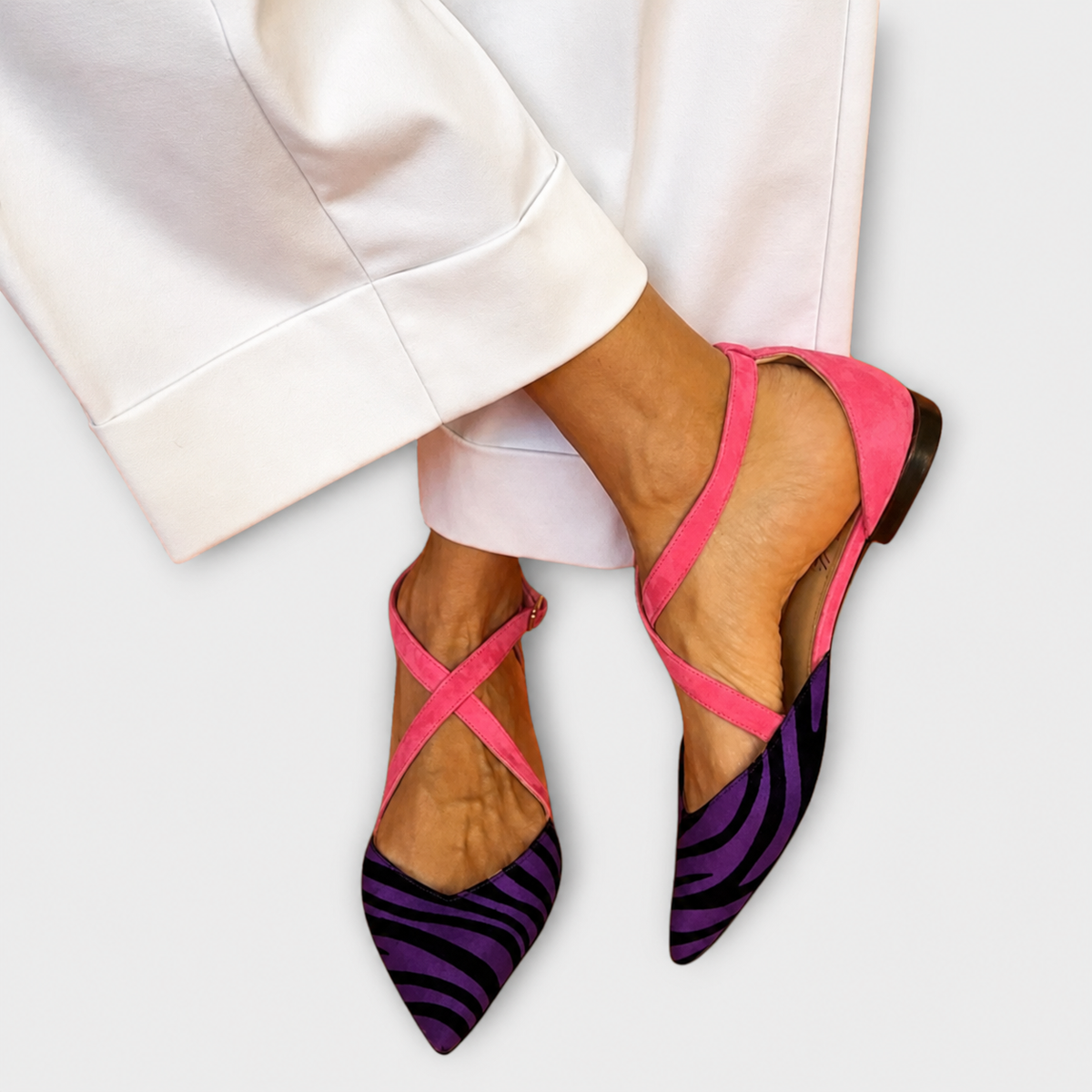 Zapatos Miró | Estampado y tiras cruzadas