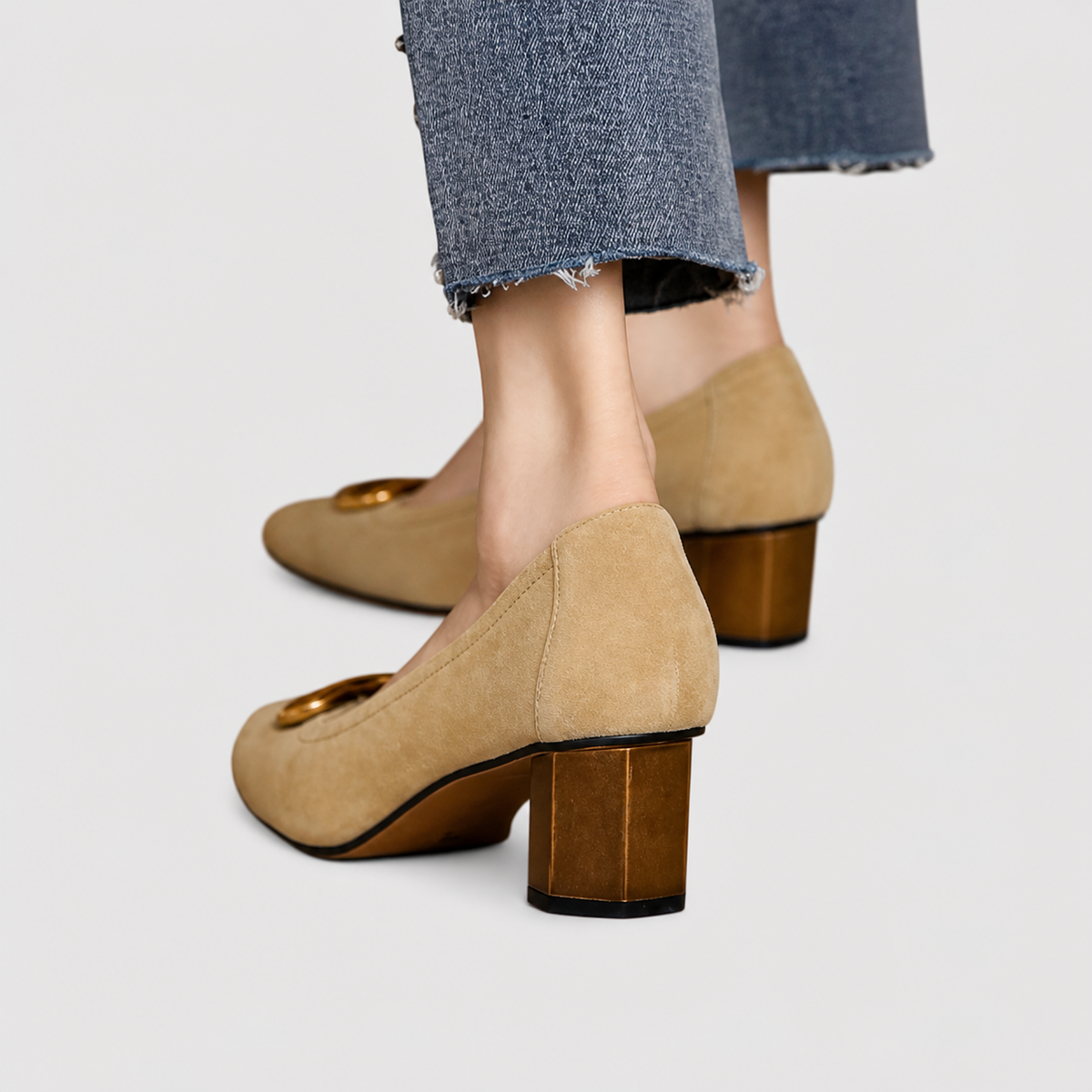 Zapatos Toledo | Tacón geométrico y adorno frontal