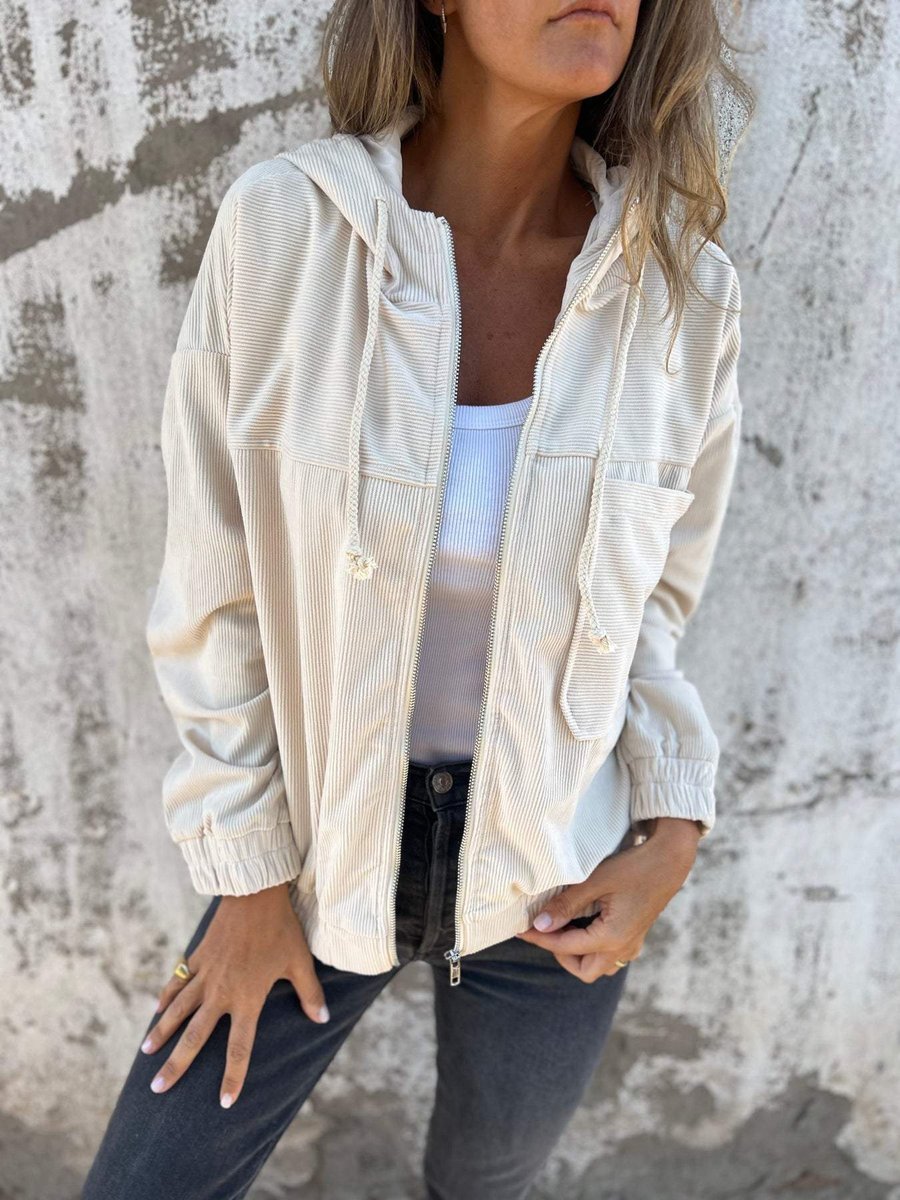 Chaqueta Boreal amplia con capucha