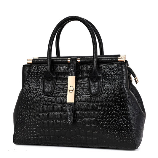 Bolso de mano Recoleta | Relieve y detalles dorados
